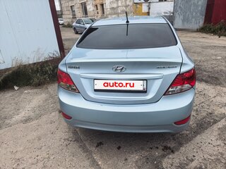 2013 Hyundai Solaris I, серый, 1050000 рублей, вид 5