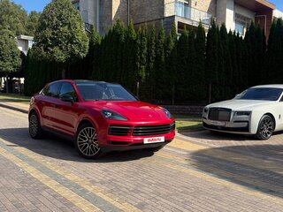 2021 Porsche Cayenne III, красный, 6900000 рублей, вид 5