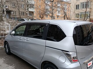 2012 Honda Freed I Рестайлинг, серебристый, 1060000 рублей, вид 2