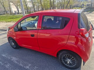 2013 Chevrolet Spark III, красный, 800000 рублей, вид 5