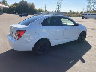 2012 Chevrolet Aveo II, белый, 670000 рублей, вид 4