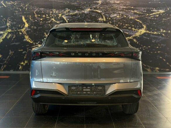 2026 Omoda C5 II, серый, 2300000 рублей - вид 4