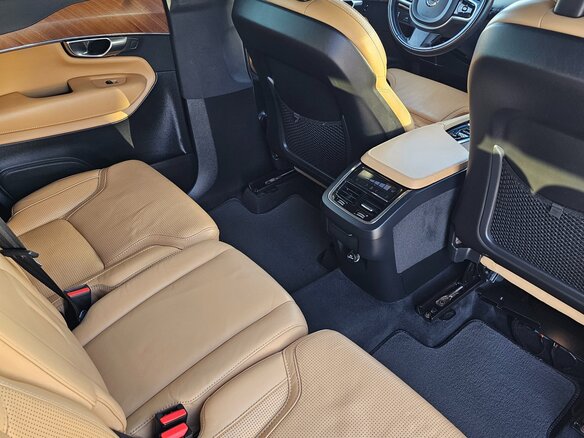 2017 Volvo XC90 II, белый - вид 21