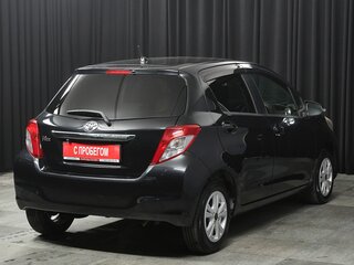 2013 Toyota Vitz III (XP130), чёрный, 795000 рублей, вид 4