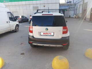 2013 Skoda Yeti I, белый, 830000 рублей, вид 3