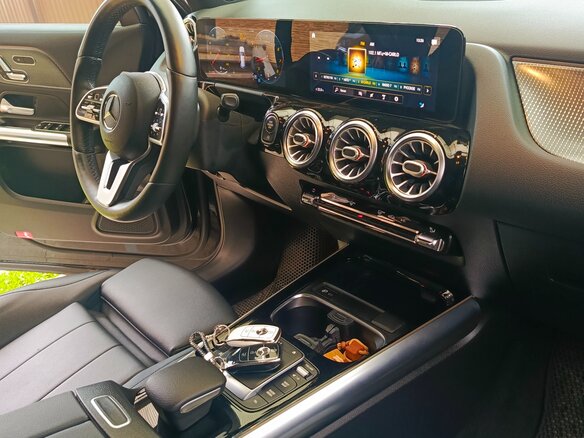2020 Mercedes-Benz GLA 220 II (H247), чёрный - вид 5