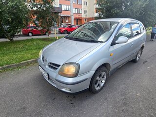 2000 Nissan Tino, серый, 140000 рублей, вид 2