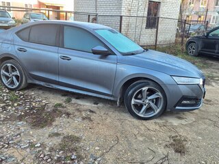 2021 Skoda Octavia IV (A8), серый, 2500000 рублей, вид 3