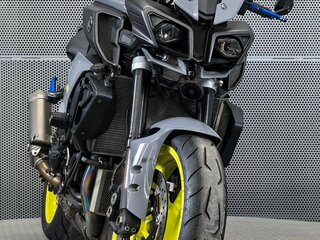 2017 Yamaha MT-10, серый, 989000 рублей, вид 3