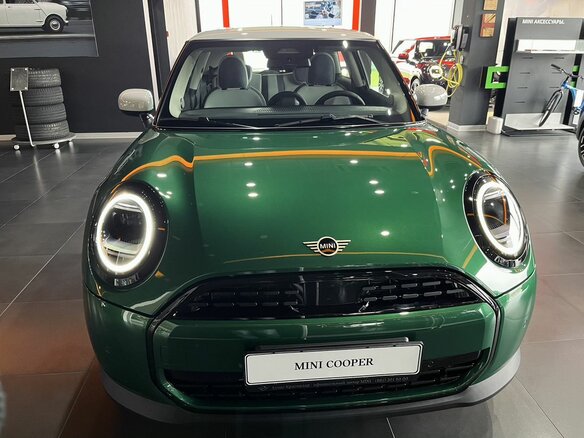 2025 Mini Hatch C IV (F65/F66/J01), зелёный, 5690000 рублей - вид 6