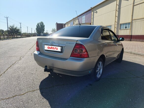 2004 Toyota Corolla IX (E120, E130) Рестайлинг, серебристый, 640000 рублей - вид 2