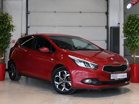 2015 Kia Ceed II, красный, 850000 рублей, вид 1
