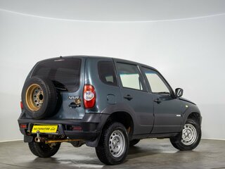 2013 Chevrolet Niva I Рестайлинг, зелёный, 399000 рублей, вид 4
