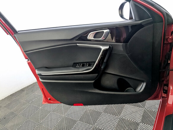 2021 Kia Ceed III, красный, 2145000 рублей - вид 18