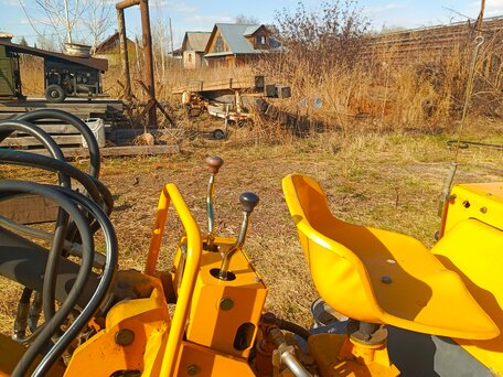 2000 Komatsu WB140, жёлтый, 1000000 рублей, вид 4