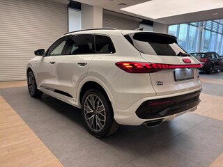 2026 Audi Q5 L III (GU), белый, 6390000 рублей, вид 3