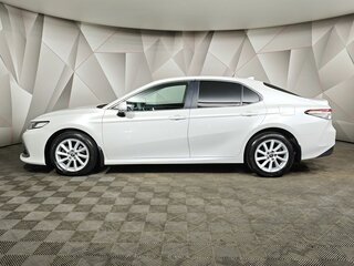 2021 Toyota Camry VIII (XV70) Рестайлинг, белый, 2281600 рублей, вид 5