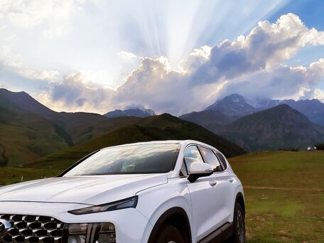 2021 Hyundai Santa Fe IV Рестайлинг, белый, 4250000 рублей, вид 2