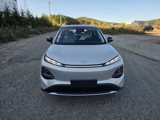 2026 Changan Qiyuan Q05 51.9 kWh II, серебристый, 2156000 рублей, вид 3