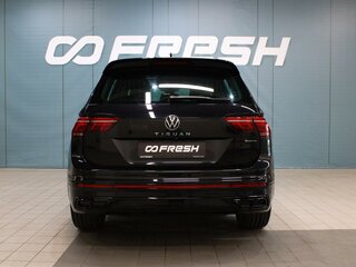 2021 Volkswagen Tiguan II Рестайлинг, чёрный, 2850000 рублей, вид 4