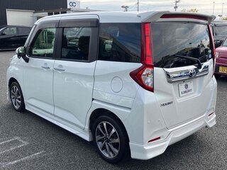 2021 Toyota Roomy I Рестайлинг, белый, 779000 рублей, вид 3