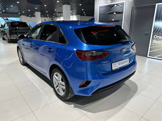 2019 Kia Ceed III, синий, 1717000 рублей, вид 4