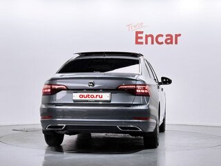 2021 Volkswagen Jetta 8-speed VII, серый, 2349999 рублей, вид 3