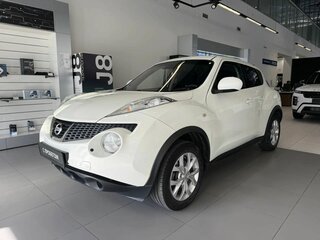 2013 Nissan Juke I, белый, 990000 рублей, вид 1