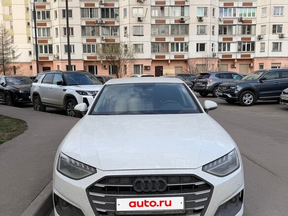 2021 Audi A4 35 TFSI V (B9) Рестайлинг, белый, 2500000 рублей