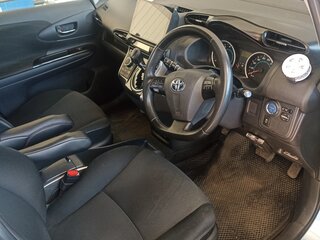 2009 Toyota Wish II, голубой, 1210000 рублей, вид 3