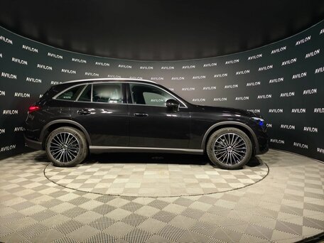 2025 Mercedes-Benz GLC 300 II (X254), чёрный, 8500000 рублей, вид 4