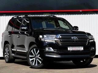 2018 Toyota Land Cruiser 200 Series Рестайлинг 2, чёрный, 6987000 рублей, вид 3