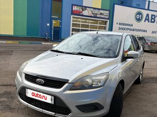 2008 Ford Focus II Рестайлинг, серебристый, 520000 рублей, вид 1
