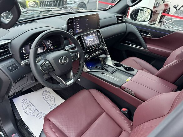 2026 Lexus LX 500d IV, чёрный, 18790000 рублей - вид 15