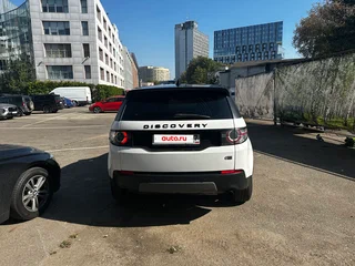 2017 Land Rover Discovery Sport I, белый, 1950000 рублей, вид 4
