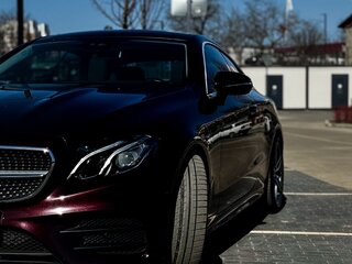2019 Mercedes-Benz E-Класс 200 V (W213, S213, C238), пурпурный, 3550000 рублей, вид 3
