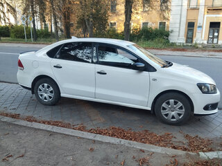 2011 Volkswagen Polo V, белый, 530000 рублей, вид 3
