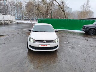 2013 Volkswagen Polo V, белый, 560000 рублей, вид 1