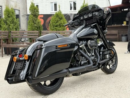 2022 Harley-Davidson Street Glide, чёрный, 2600000 рублей, вид 5