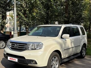 2013 Honda Pilot II Рестайлинг, белый, 2000000 рублей, вид 1
