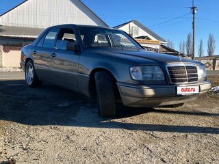 1992 Mercedes-Benz W124 200, серый, 240000 рублей, вид 4