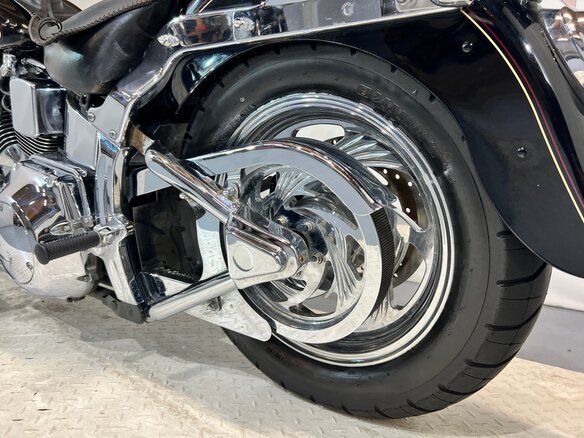 1998 Harley-Davidson Fat Boy, чёрный, 770000 рублей - вид 24