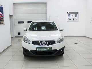 2013 Nissan Qashqai I Рестайлинг, белый, 1139990 рублей, вид 3