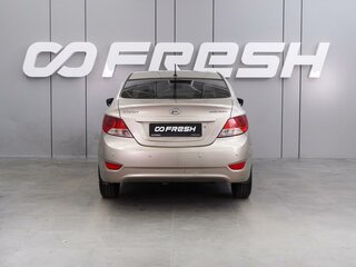 2011 Hyundai Solaris I, бежевый, 654000 рублей, вид 4