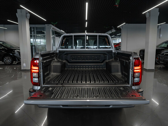 2026 Mitsubishi L200 VI, серебристый - вид 6