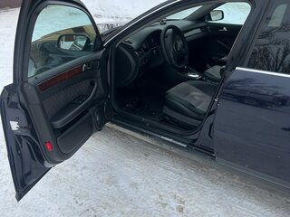 2002 Audi A6 II (C5) Рестайлинг, синий, 600000 рублей, вид 5
