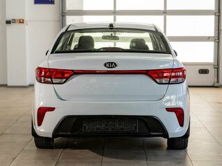 2019 Kia Rio IV, белый, 1100000 рублей, вид 5