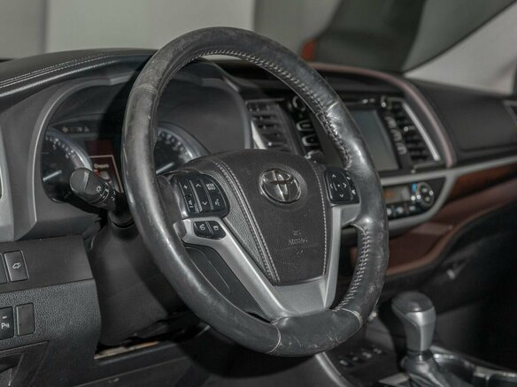 2015 Toyota Highlander III (XU50), серебристый, 2300000 рублей - вид 7
