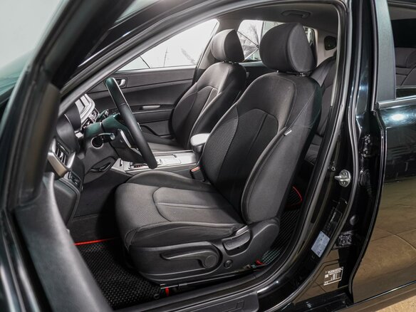 2019 Kia Optima IV Рестайлинг, чёрный, 1699000 рублей - вид 9
