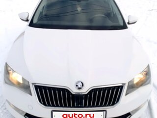 2016 Skoda Superb III, белый, 1900000 рублей, вид 3